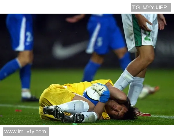 高准翼眉骨严重受伤比赛中头部相撞赛后缝针处理引发关注